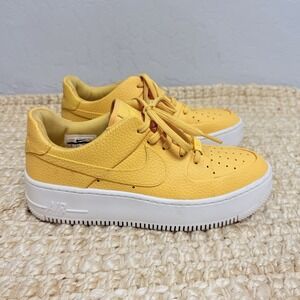 Nike Air Force 1 Sage Low Yellow Leather Platform Sneakers Womens‎ 8
